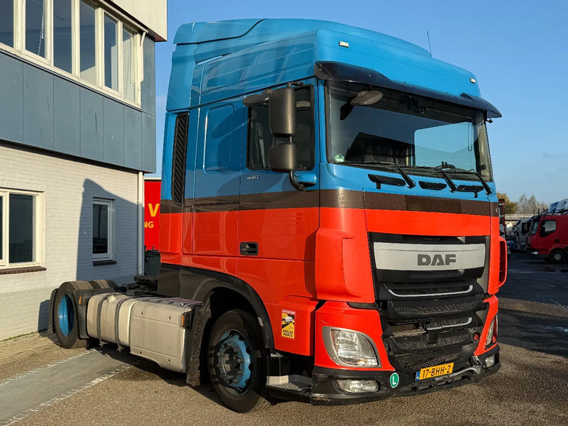 DAF XF 440 4X2 EURO 6 MEGA - ONLY 706.274 KM - Tractor head: gambar 3 DAF XF 440 4X2 EURO 6 MEGA - ONLY 706.274 KM - Tractor head: gambar 3