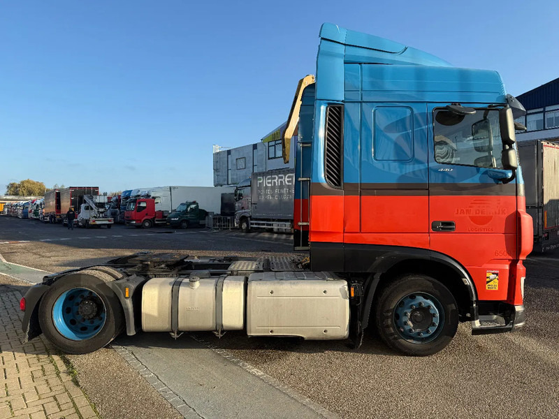 DAF XF 440 4X2 EURO 6 MEGA - ONLY 706.274 KM - Tractor head: gambar 4 DAF XF 440 4X2 EURO 6 MEGA - ONLY 706.274 KM - Tractor head: gambar 4