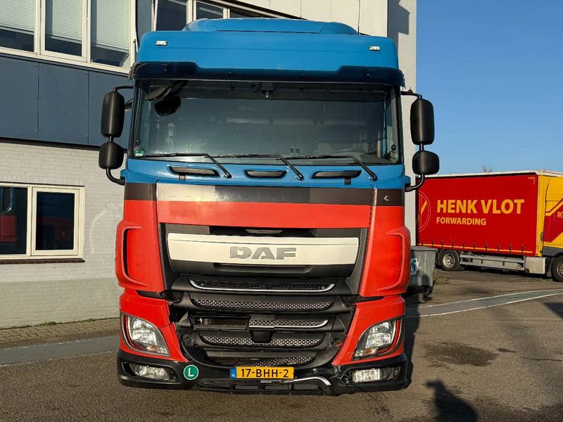 DAF XF 440 4X2 EURO 6 MEGA - ONLY 706.274 KM - Tractor head: gambar 2 DAF XF 440 4X2 EURO 6 MEGA - ONLY 706.274 KM - Tractor head: gambar 2