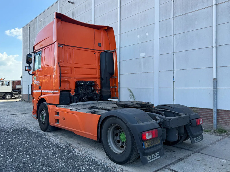 DAF XF 450 4X2 EURO 6 SKIRTS STANDKLIMA - Tractor head: gambar 5 DAF XF 450 4X2 EURO 6 SKIRTS STANDKLIMA - Tractor head: gambar 5