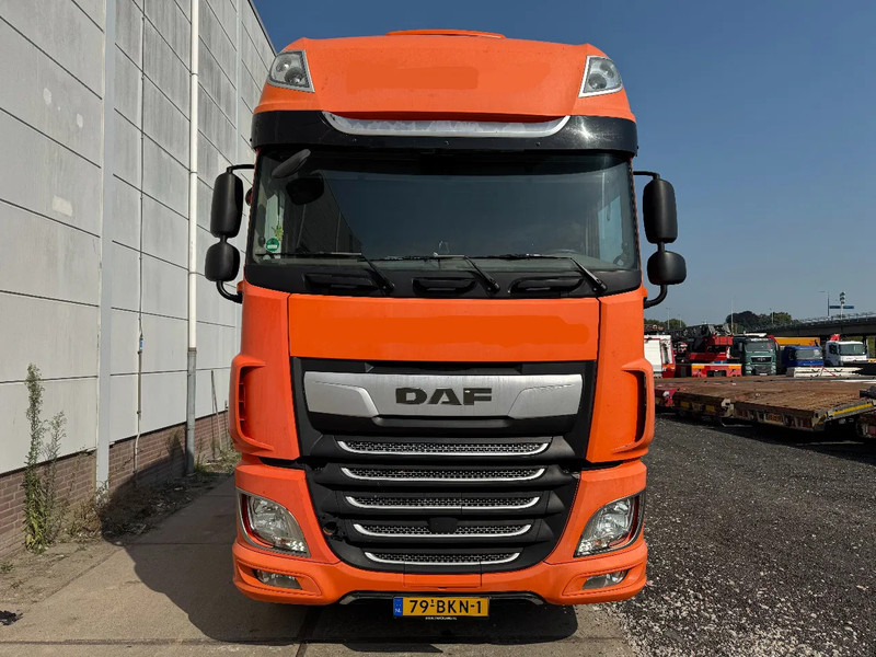 DAF XF 450 4X2 EURO 6 SKIRTS STANDKLIMA - Tractor head: gambar 3 DAF XF 450 4X2 EURO 6 SKIRTS STANDKLIMA - Tractor head: gambar 3