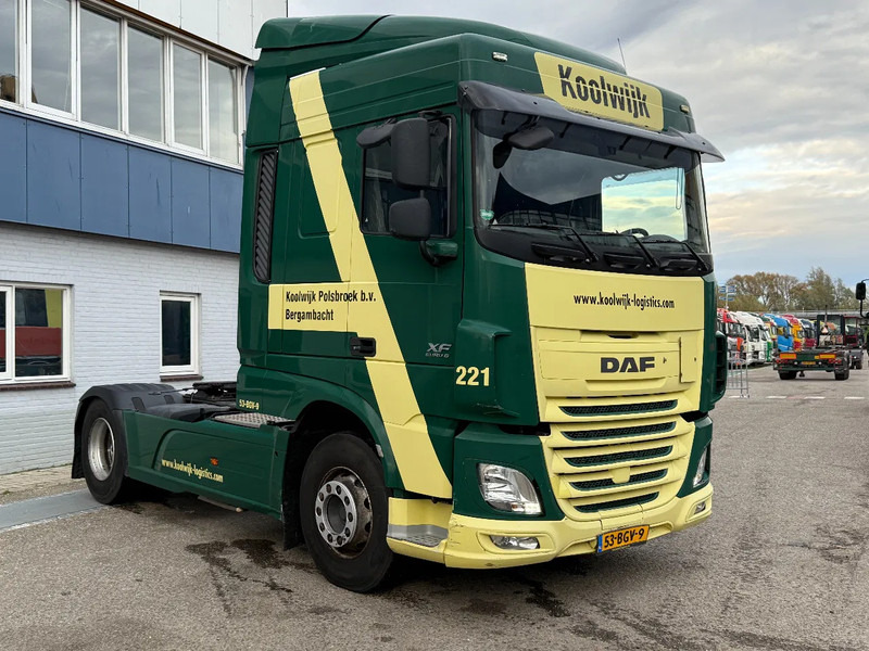 DAF XF 460 4X2 EURO 6 - FULL SPOILERS - NL REGISTRATION - Tractor head: gambar 3 DAF XF 460 4X2 EURO 6 - FULL SPOILERS - NL REGISTRATION - Tractor head: gambar 3