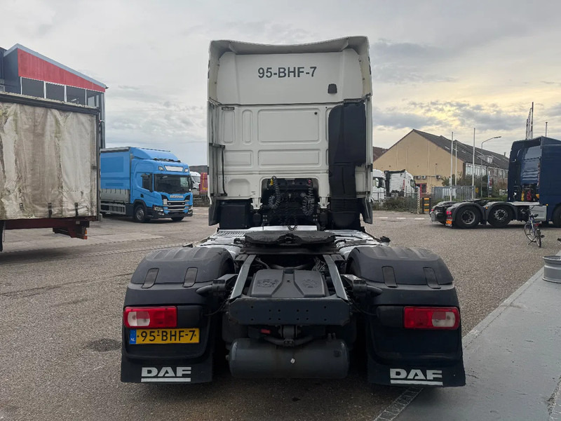 DAF XF 460 4X2 EURO 6 SKIRTS SPOILERS DOUBLE TANK - Tractor head: gambar 5 DAF XF 460 4X2 EURO 6 SKIRTS SPOILERS DOUBLE TANK - Tractor head: gambar 5
