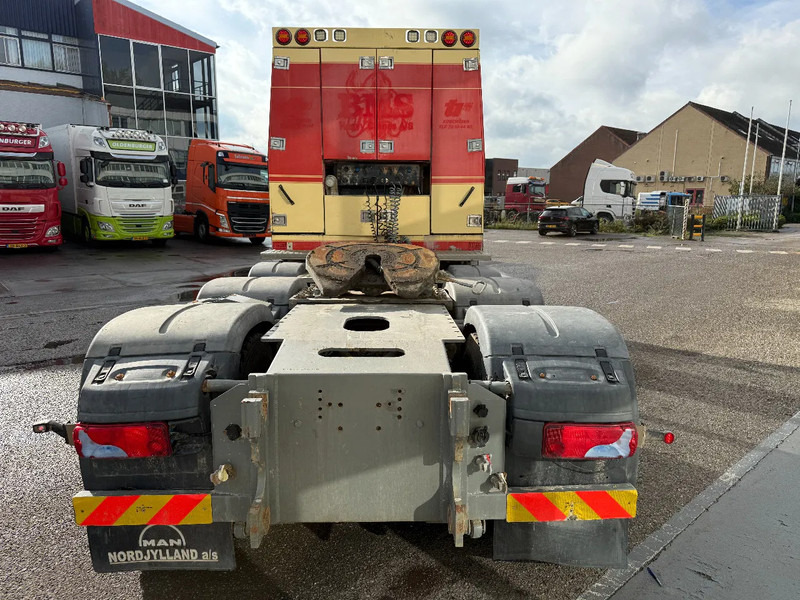 Tractor head MAN TGX 41.540 8X4 170 TON+ RETARDER + PTO HYDRAULICS - ONLY 182.827 KM: gambar 6 Tractor head MAN TGX 41.540 8X4 170 TON+ RETARDER + PTO HYDRAULICS - ONLY 182.827 KM: gambar 6