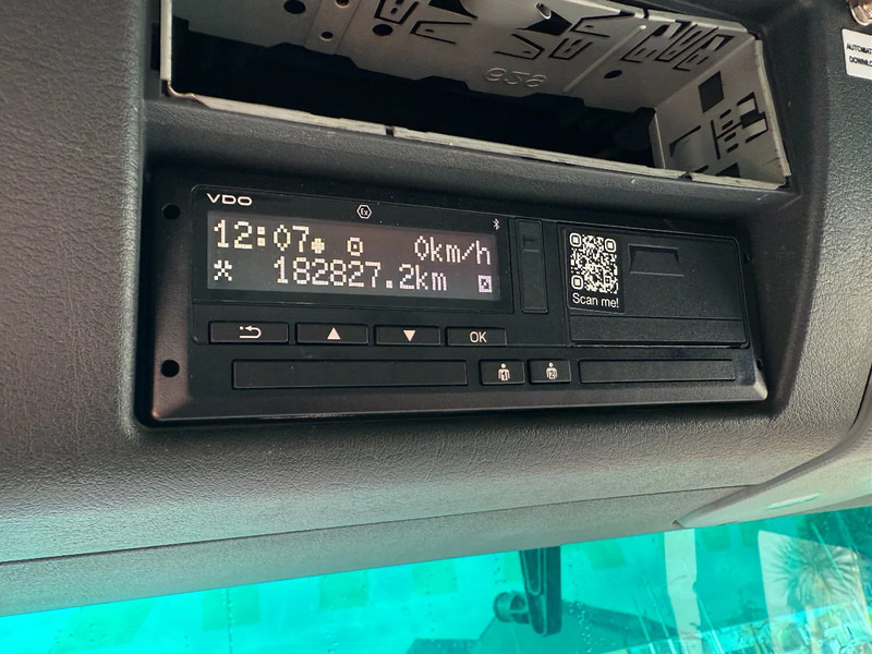 Tractor head MAN TGX 41.540 8X4 170 TON+ RETARDER + PTO HYDRAULICS - ONLY 182.827 KM: gambar 18 Tractor head MAN TGX 41.540 8X4 170 TON+ RETARDER + PTO HYDRAULICS - ONLY 182.827 KM: gambar 18