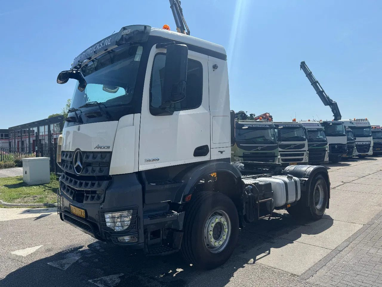Mercedes-Benz Arocs 1939 4X2 EURO 6 HUB REDUCTION - Tractor head: gambar 1 Mercedes-Benz Arocs 1939 4X2 EURO 6 HUB REDUCTION - Tractor head: gambar 1