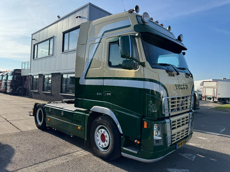 Volvo FH 16.550 4X2 - EURO 3 + FULL SPOILER + MANUAL GEAR - Tractor head: gambar 3 Volvo FH 16.550 4X2 - EURO 3 + FULL SPOILER + MANUAL GEAR - Tractor head: gambar 3