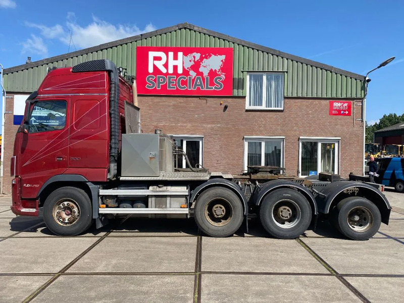 Volvo FH 16.700 FH16-700 8X4 140 TON FULL STEEL - Tractor head: gambar 1 Volvo FH 16.700 FH16-700 8X4 140 TON FULL STEEL - Tractor head: gambar 1