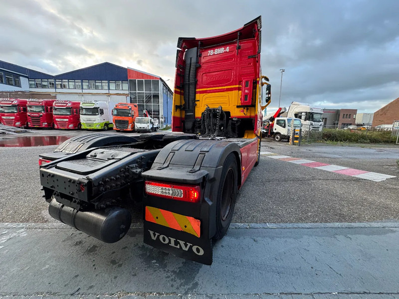 Volvo FH 460 4X2 EURO 6 SKIRTS VEB I PARK COOL TÜV 03-26 - Tractor head: gambar 5 Volvo FH 460 4X2 EURO 6 SKIRTS VEB I PARK COOL TÜV 03-26 - Tractor head: gambar 5