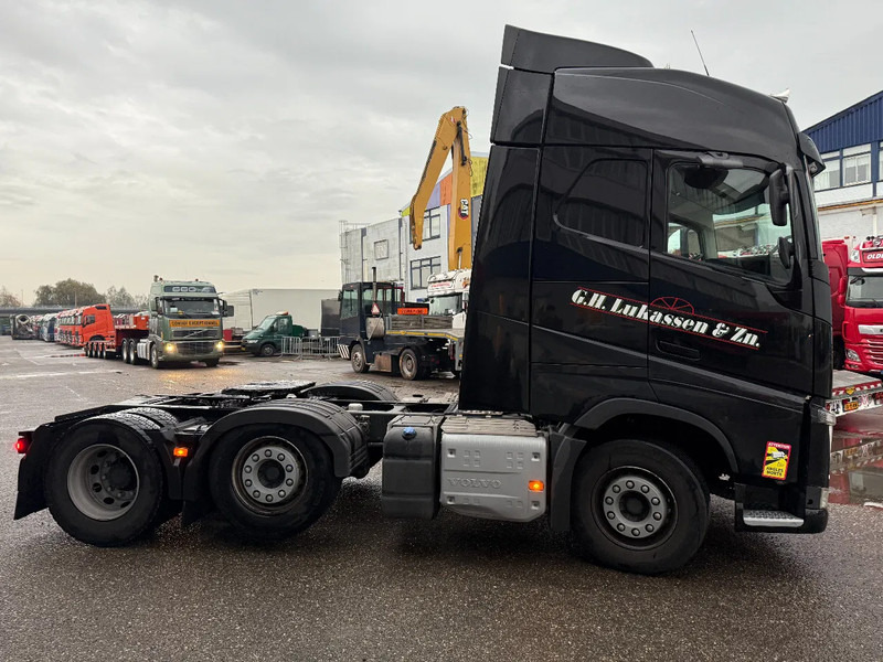 Volvo FH 460 6X2 TUV TILL 16-03-2026 - Tractor head: gambar 4 Volvo FH 460 6X2 TUV TILL 16-03-2026 - Tractor head: gambar 4