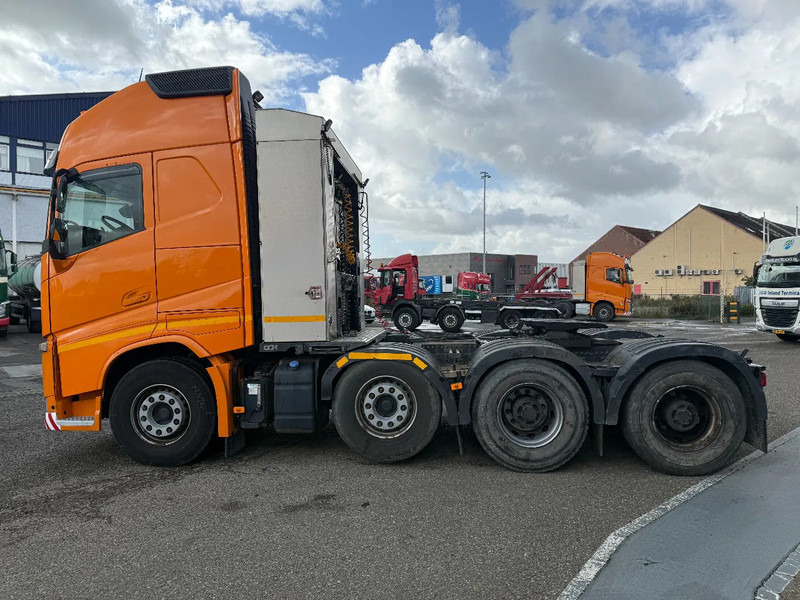 Volvo FH 540, 8X4, 490049 KM, INTARDER TUV 30-06-2026 - Tractor head: gambar 4 Volvo FH 540, 8X4, 490049 KM, INTARDER TUV 30-06-2026 - Tractor head: gambar 4