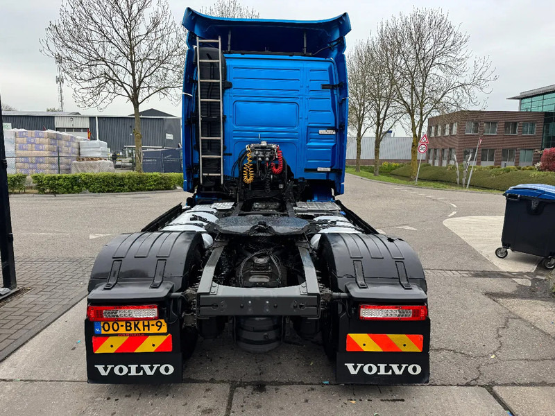 Volvo FM 370 4X2 EURO 6 SKIRTS SPOILERS I-SHIFT - Tractor head: gambar 5 Volvo FM 370 4X2 EURO 6 SKIRTS SPOILERS I-SHIFT - Tractor head: gambar 5
