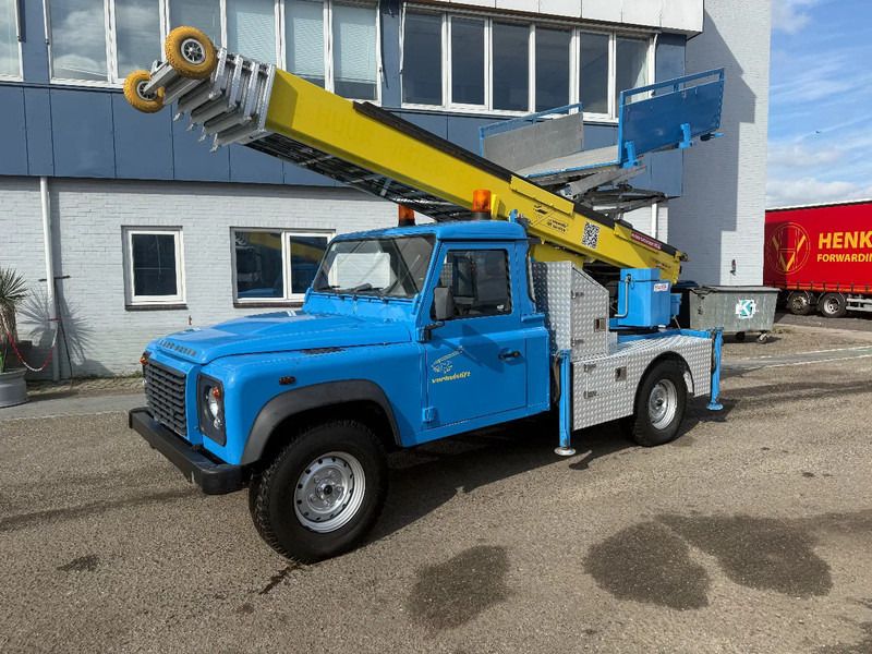 Land Rover DEFENDER170 DEFENDER170 4X4 KLAAS verhuislift 21 meter - Van pengiriman: gambar 4 Land Rover DEFENDER170 DEFENDER170 4X4 KLAAS verhuislift 21 meter - Van pengiriman: gambar 4