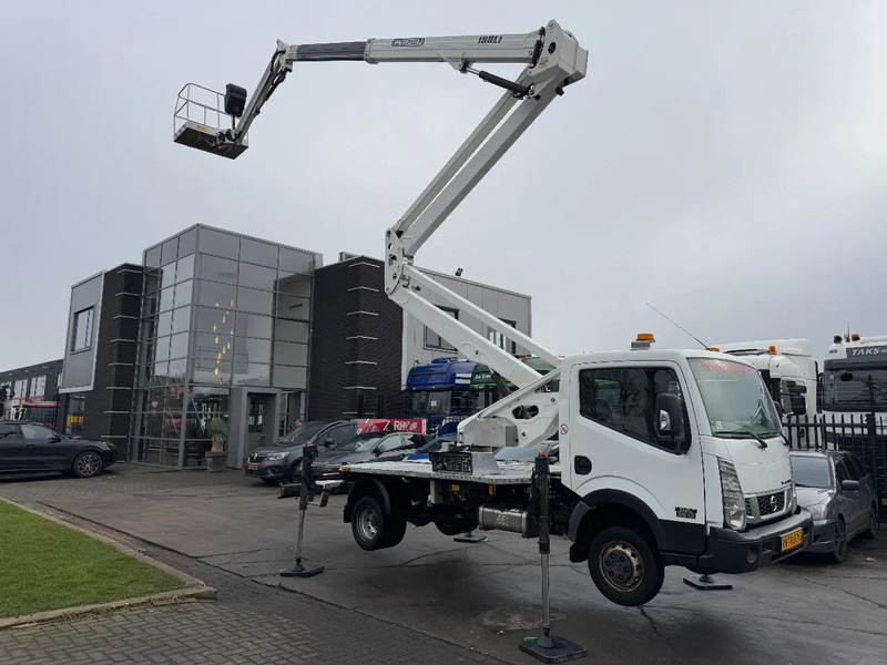 Nissan Cabstar 35.12 + ISOLI 21 METER AERIAL PLATFORM - Van pengiriman: gambar 3 Nissan Cabstar 35.12 + ISOLI 21 METER AERIAL PLATFORM - Van pengiriman: gambar 3