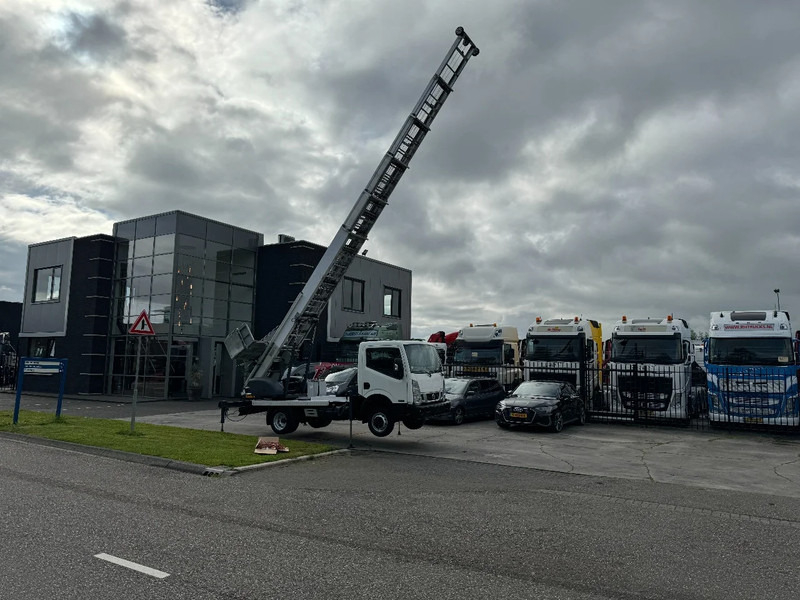 Nissan Cabstar 35.13 EURO 6 + LIFT 25 METER + REMOTE CONTROL - Van pengiriman: gambar 1 Nissan Cabstar 35.13 EURO 6 + LIFT 25 METER + REMOTE CONTROL - Van pengiriman: gambar 1