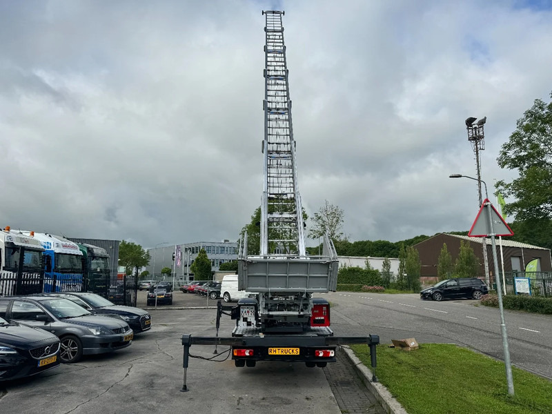 Nissan Cabstar 35.13 EURO 6 + LIFT 25 METER + REMOTE CONTROL - Van pengiriman: gambar 4 Nissan Cabstar 35.13 EURO 6 + LIFT 25 METER + REMOTE CONTROL - Van pengiriman: gambar 4