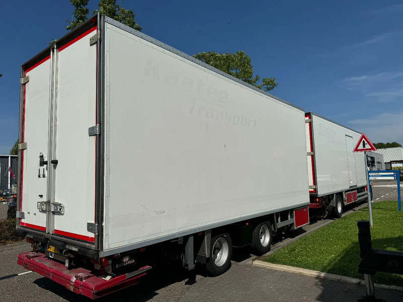 Volvo FH 12.420 4X2 EURO 3+ BURG HANGER + THERMO KING + DHOLLANDIA LIFT - Truk berpendingin: gambar 4 Volvo FH 12.420 4X2 EURO 3+ BURG HANGER + THERMO KING + DHOLLANDIA LIFT - Truk berpendingin: gambar 4