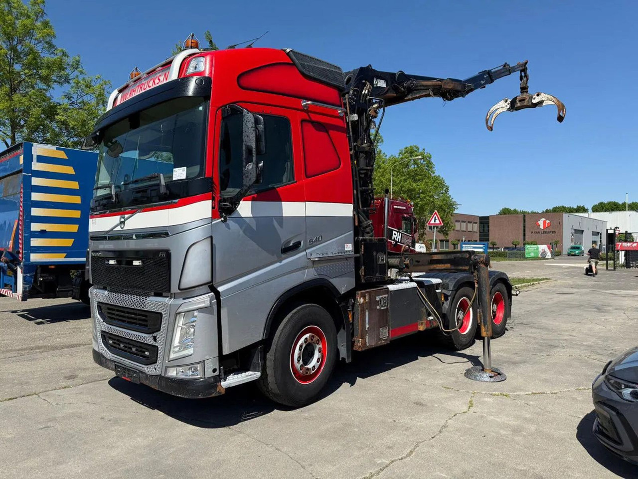Volvo FH 540 6X4 - EURO 6 + PALFINGER EPSILON S260Z96 - Truk derek: gambar 2 Volvo FH 540 6X4 - EURO 6 + PALFINGER EPSILON S260Z96 - Truk derek: gambar 2