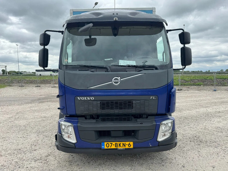 Volvo FL 250 4X2 EURO 6 CARGO LOCK + DHOLLANDIA LIFT TÜV TILL 02-2026 - Truk box: gambar 3 Volvo FL 250 4X2 EURO 6 CARGO LOCK + DHOLLANDIA LIFT TÜV TILL 02-2026 - Truk box: gambar 3