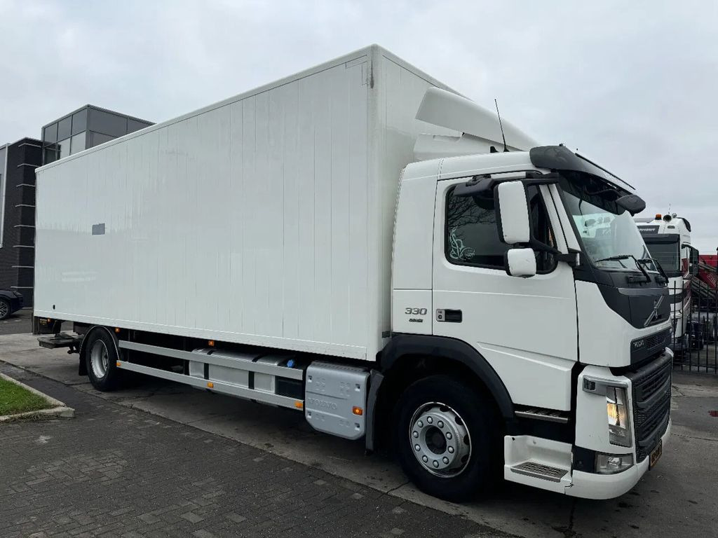Volvo FM 330 4X2 - EURO 6 + DHOLLANDIA LIFT + ONLY 500 - Truk box: gambar 3 Volvo FM 330 4X2 - EURO 6 + DHOLLANDIA LIFT + ONLY 500 - Truk box: gambar 3