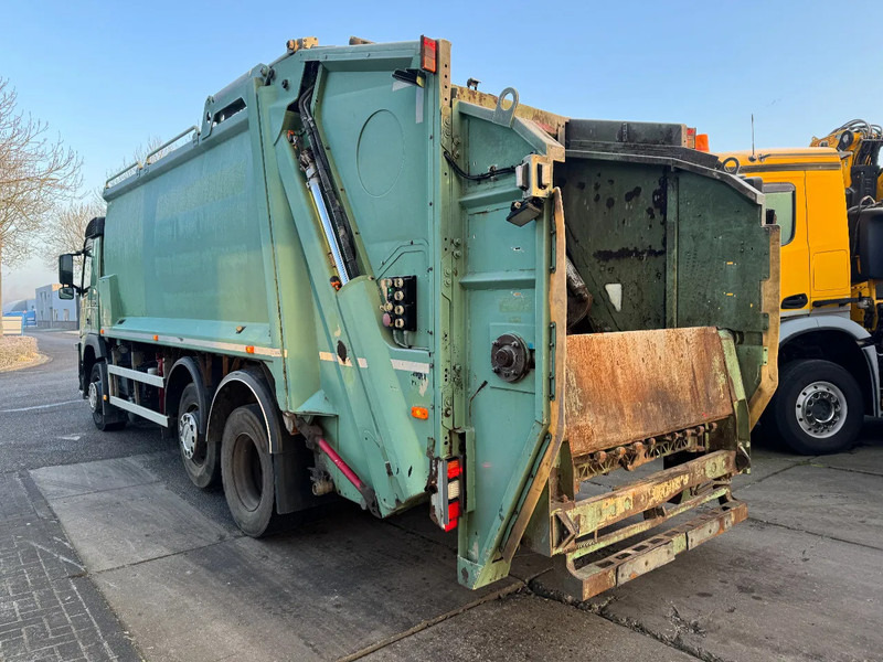 Volvo FM 330 6X2 DENNIS EAGLE ROS ROCA OLYMPUS 21W + WEIGHING SYSTEM - Truk sampah: gambar 5 Volvo FM 330 6X2 DENNIS EAGLE ROS ROCA OLYMPUS 21W + WEIGHING SYSTEM - Truk sampah: gambar 5