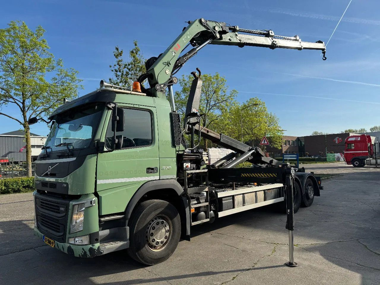 Volvo FM 370 6X2 VDL 21T + HIAB 211 + REMOTE CONTROL - Truk derek: gambar 1 Volvo FM 370 6X2 VDL 21T + HIAB 211 + REMOTE CONTROL - Truk derek: gambar 1