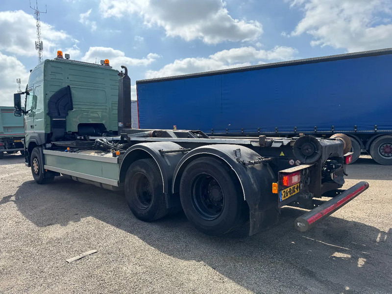 Hook lift Volvo FM 410 6X2 EURO 6 VDL 20 T HOOK LIFTING AXLE: gambar 15 Hook lift Volvo FM 410 6X2 EURO 6 VDL 20 T HOOK LIFTING AXLE: gambar 15