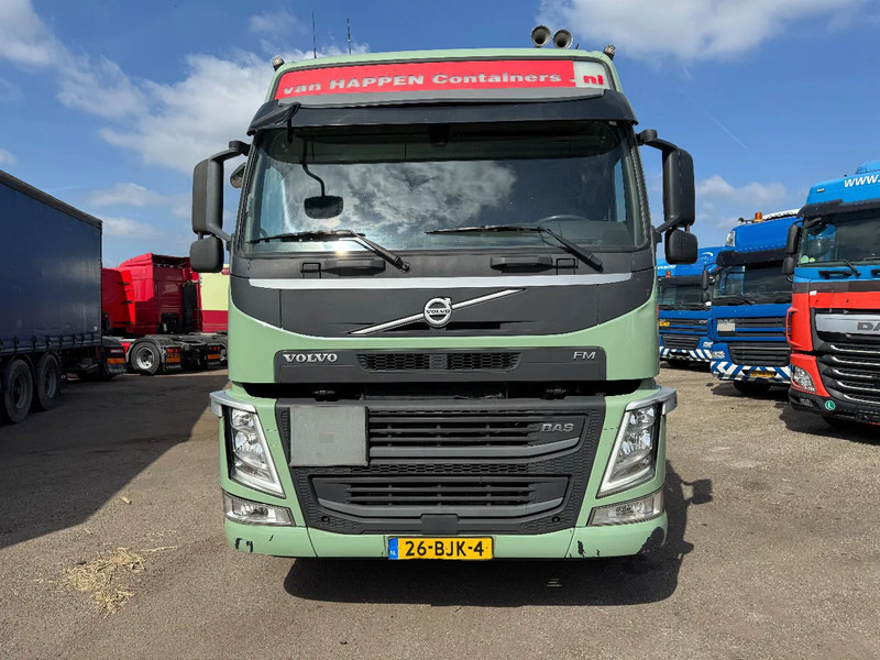 Hook lift Volvo FM 410 6X2 EURO 6 VDL 20 T HOOK LIFTING AXLE: gambar 10 Hook lift Volvo FM 410 6X2 EURO 6 VDL 20 T HOOK LIFTING AXLE: gambar 10