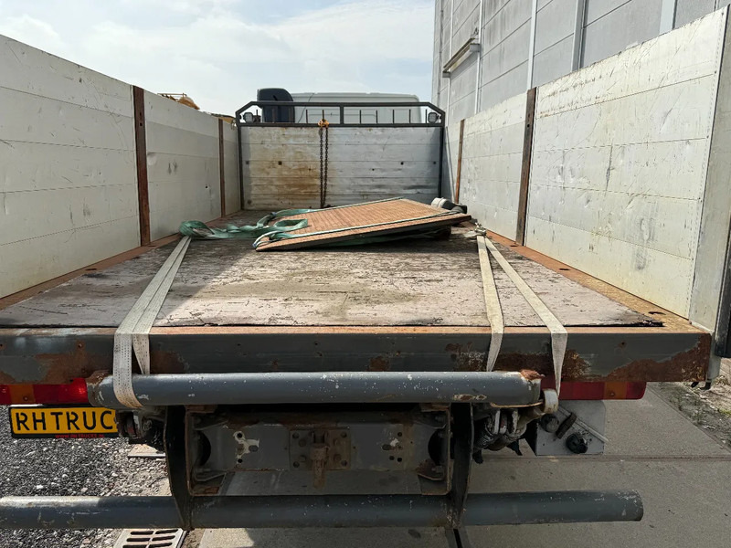 Volvo FM 7.290 4X2 - EURO 2 + MANUAL GEARBOX - Truk flatbed: gambar 5 Volvo FM 7.290 4X2 - EURO 2 + MANUAL GEARBOX - Truk flatbed: gambar 5