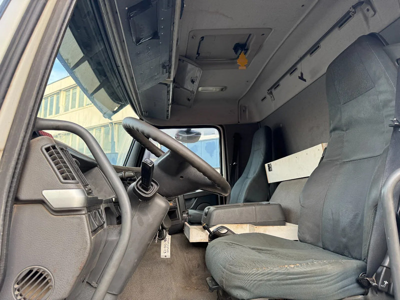 Leasing Volvo FMX 420 8X4 HMF 1643Z2 + REMOTE CONTROL + HYVA KIPPER Volvo FMX 420 8X4 HMF 1643Z2 + REMOTE CONTROL + HYVA KIPPER: gambar 13