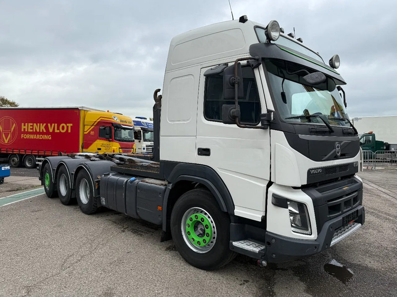 Volvo FMX 500 8x4 HOOKLIFT HIAB XR22SL61, LAST AXLE STEERING - Hook lift: gambar 3 Volvo FMX 500 8x4 HOOKLIFT HIAB XR22SL61, LAST AXLE STEERING - Hook lift: gambar 3