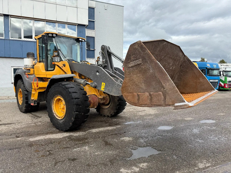 Volvo L120H, CE, 8314 UUR + CDC-STEERING - Wheel loader: gambar 5 Volvo L120H, CE, 8314 UUR + CDC-STEERING - Wheel loader: gambar 5