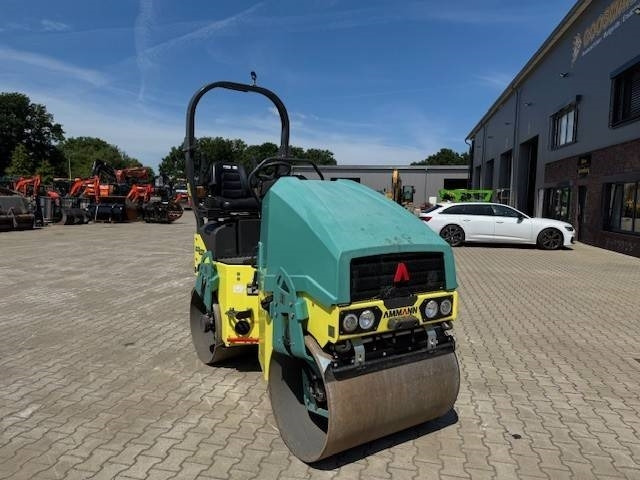 Ammann ARX 23-2 - Roller kombinasi: gambar 4 Ammann ARX 23-2 - Roller kombinasi: gambar 4