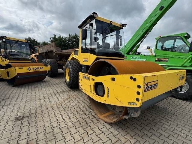 BOMAG BW 213 D-5 - Roller jalan: gambar 5 BOMAG BW 213 D-5 - Roller jalan: gambar 5