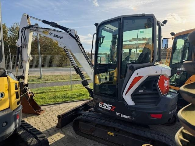 Bobcat E 35z - Ekskavator mini: gambar 1 Bobcat E 35z - Ekskavator mini: gambar 1