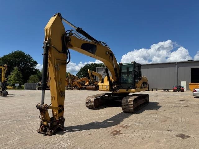 CAT 323 D L - Ekskavator perayap: gambar 2 CAT 323 D L - Ekskavator perayap: gambar 2