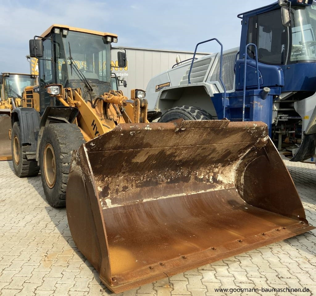 HYUNDAI HL 730-9A - Wheel loader: gambar 2 HYUNDAI HL 730-9A - Wheel loader: gambar 2