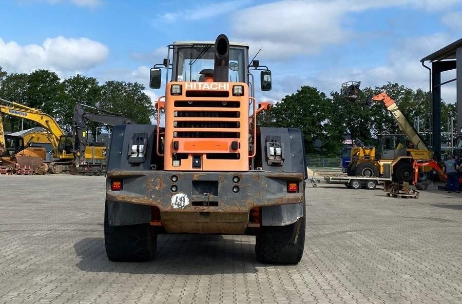 Hitachi LX 210 E - Wheel loader: gambar 4 Hitachi LX 210 E - Wheel loader: gambar 4