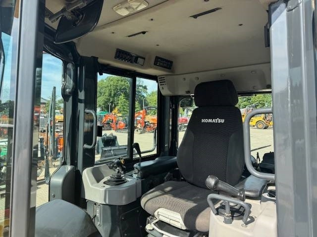 KOMATSU D61 PX-23 - Bulldozer: gambar 5 KOMATSU D61 PX-23 - Bulldozer: gambar 5