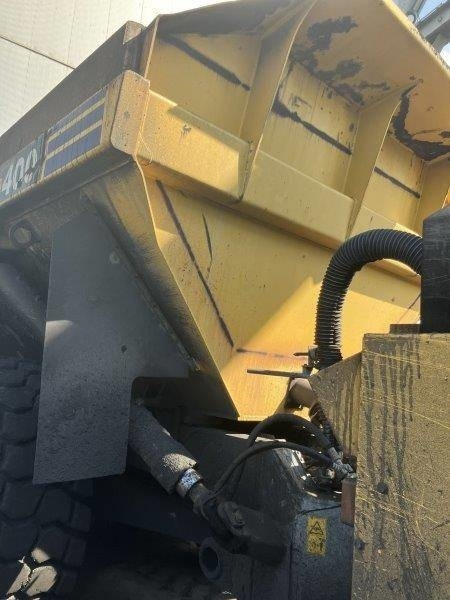 KOMATSU HM 400-1 - Tempat sampah artikulasi: gambar 5 KOMATSU HM 400-1 - Tempat sampah artikulasi: gambar 5