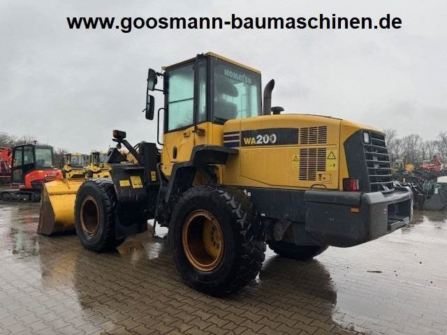 KOMATSU WA 200 - Wheel loader: gambar 2 KOMATSU WA 200 - Wheel loader: gambar 2