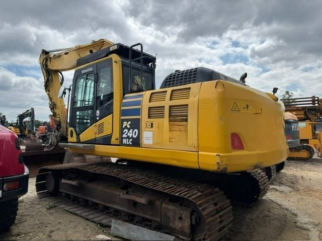 Komatsu PC 240 NLC-10 - Ekskavator perayap: gambar 3 Komatsu PC 240 NLC-10 - Ekskavator perayap: gambar 3