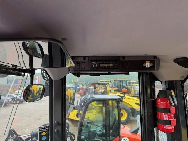 Komatsu WA 320 - Wheel loader: gambar 3 Komatsu WA 320 - Wheel loader: gambar 3