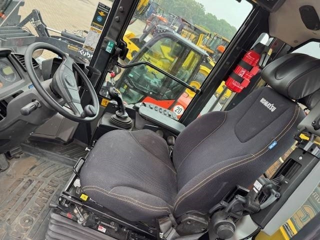 Komatsu WA 320 - Wheel loader: gambar 5 Komatsu WA 320 - Wheel loader: gambar 5