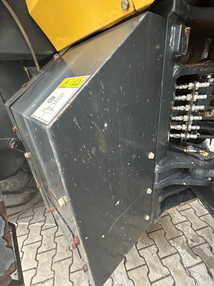 Komatsu WA 470-6  - Wheel loader: gambar 4 Komatsu WA 470-6  - Wheel loader: gambar 4