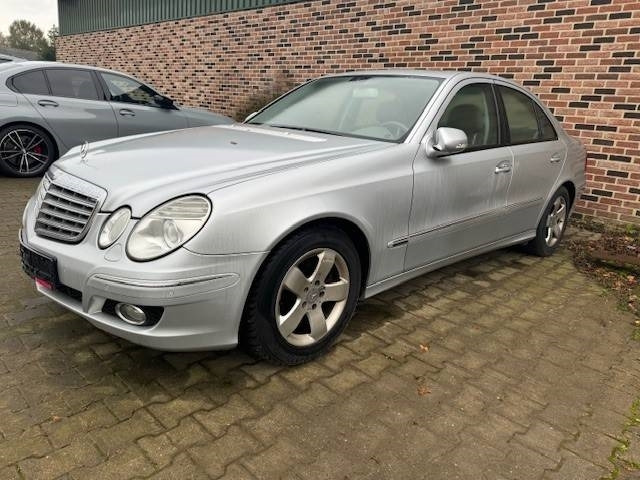 Mercedes-Benz E 280 CDI 4Matic - Mobil: gambar 3 Mercedes-Benz E 280 CDI 4Matic - Mobil: gambar 3