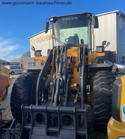 Volvo L 70 E - Wheel loader: gambar 4 Volvo L 70 E - Wheel loader: gambar 4