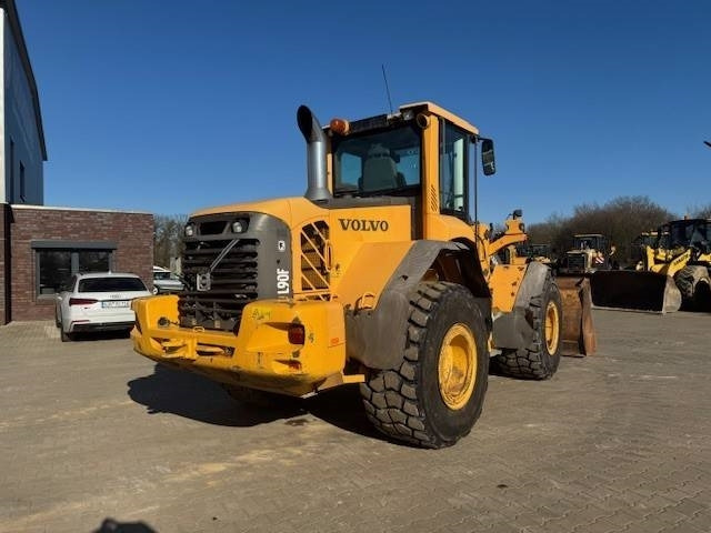 Volvo L 90 F - Wheel loader: gambar 4 Volvo L 90 F - Wheel loader: gambar 4
