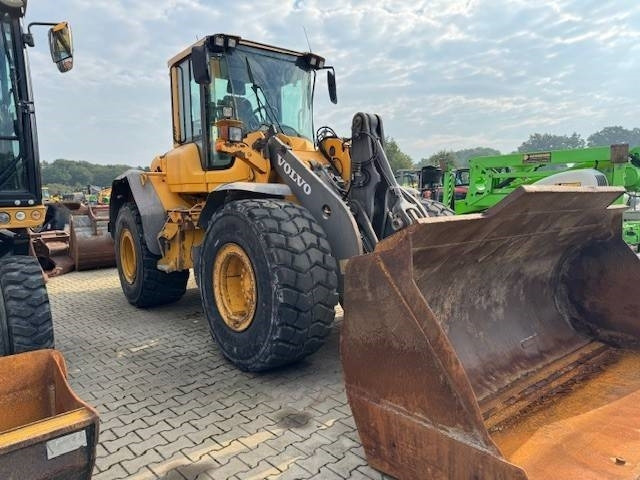 Volvo L 90 F - Wheel loader: gambar 4 Volvo L 90 F - Wheel loader: gambar 4