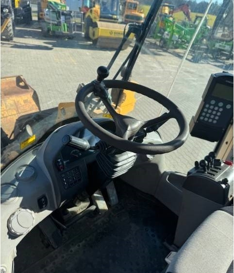 Volvo L 90 F - Wheel loader: gambar 5 Volvo L 90 F - Wheel loader: gambar 5